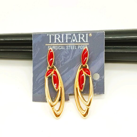 Trifari Vintage Red Enamel Dangle Earrings Gold Tone Leaf Post Drop Earrings - Picture 2 of 10